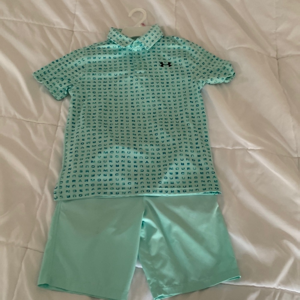 Under Armour Heat Gear Youth golf shirt with matching golf shorts